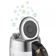 Adler AD1247 Vízforraló hőszabályozóval, 1.7L