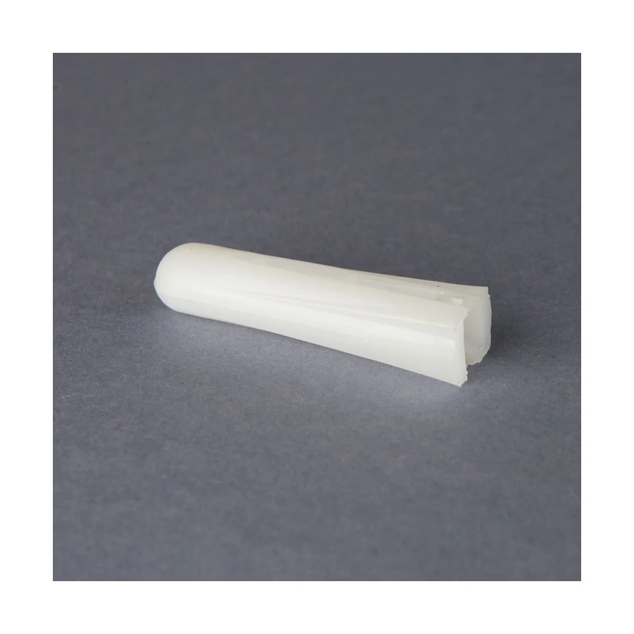 14 Műanyag tipli fehér szögletes